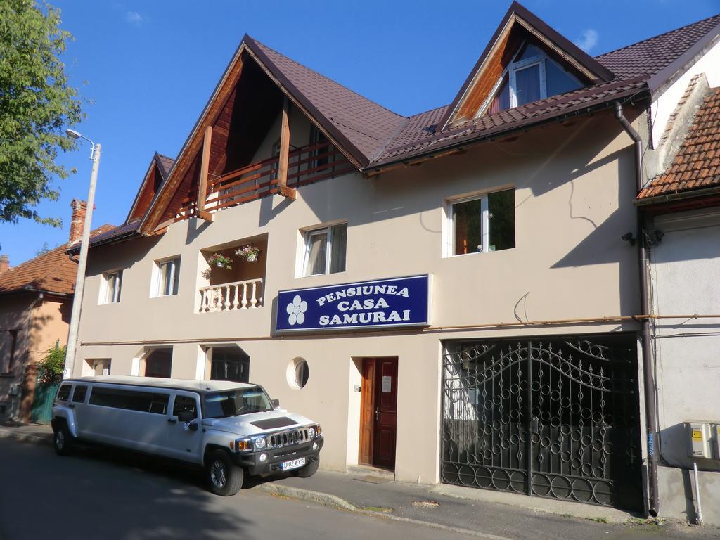 Pension Casa Samurai Braşov Exterior foto